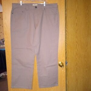 Blue Mountain Men's Relaxed Fit Canvas Chinos -